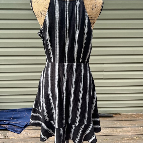 5/25 Alter’d State black and white dress size L - Picture 6 of 7